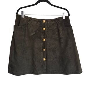 Danier Genuine Leather A-Line Button Front Mini Skirt Brown Suede Look Size 14